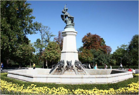 Monumento del Angel Caido